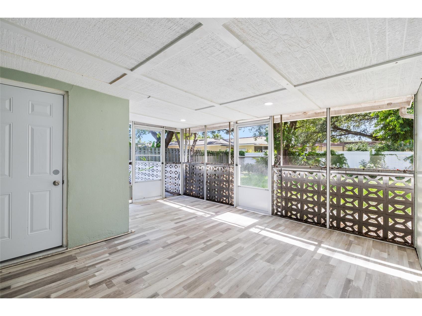 206 N Gunlock Avenue Tampa FL 33609 TB8532085 image27
