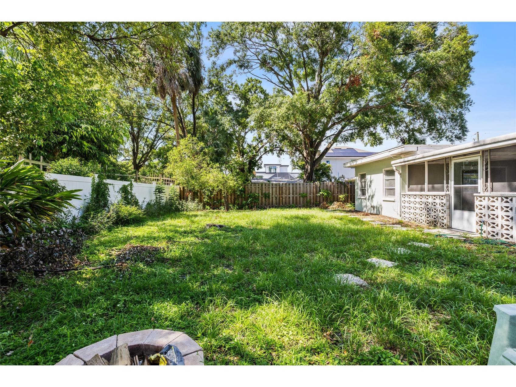 206 N Gunlock Avenue Tampa FL 33609 TB8532085 image36