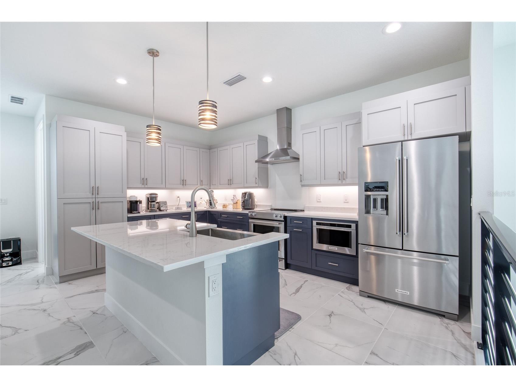 206 N Halifax Avenue Daytona Beach FL 32118 V4948123 image24