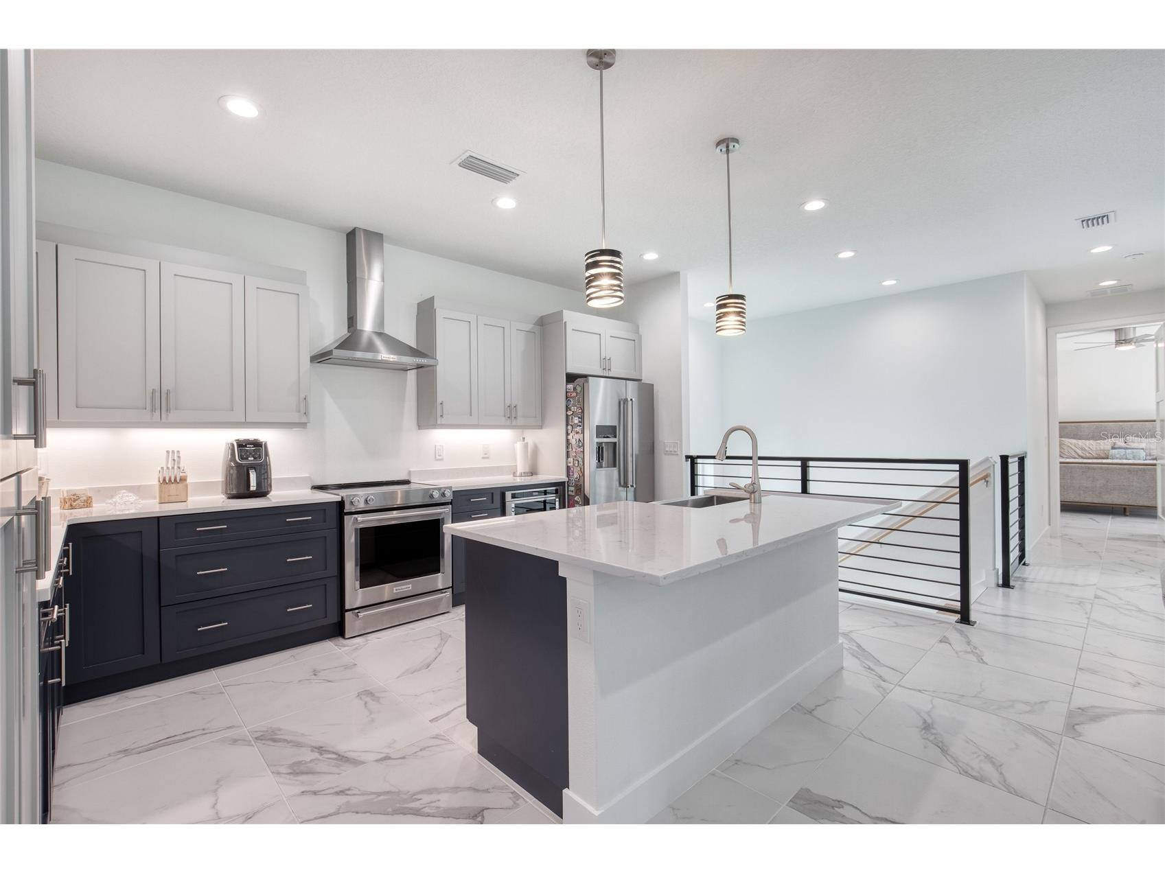 206 N Halifax Avenue Daytona Beach FL 32118 V4948123 image28