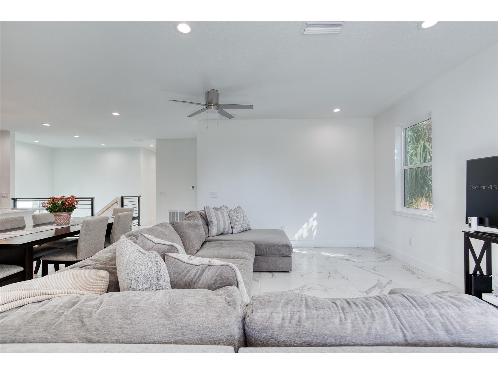 206 N Halifax Avenue Daytona Beach FL 32118 V4948123 image32