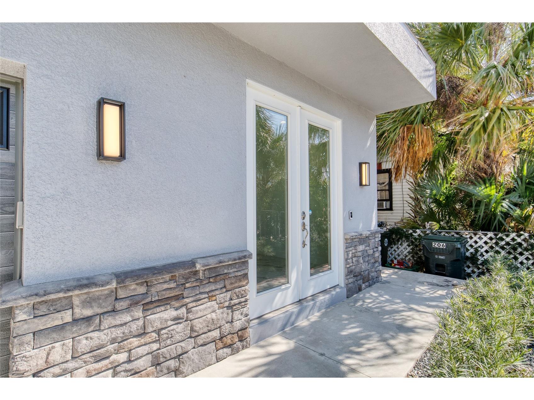 206 N Halifax Avenue Daytona Beach FL 32118 V4948123 image7