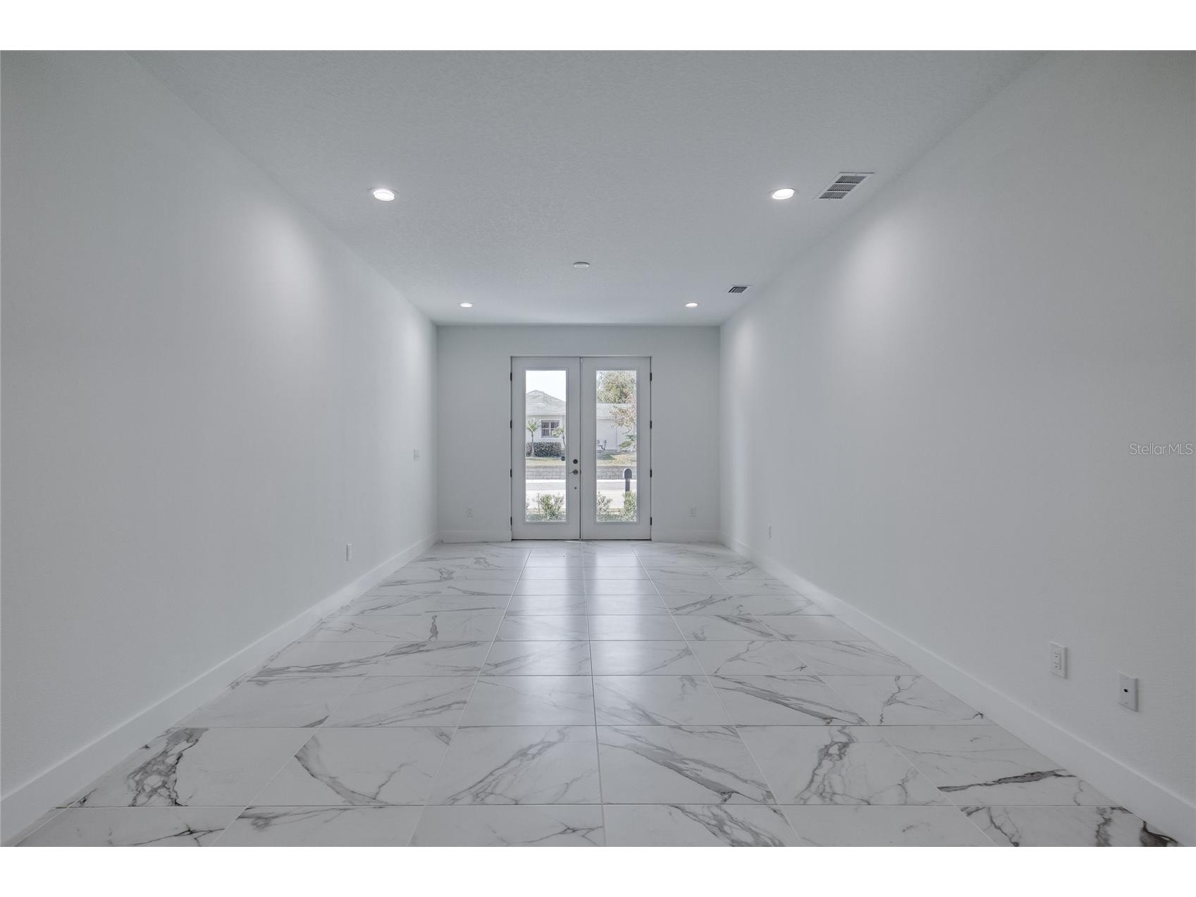 206 N Halifax Avenue Daytona Beach FL 32118 V4948123 image9