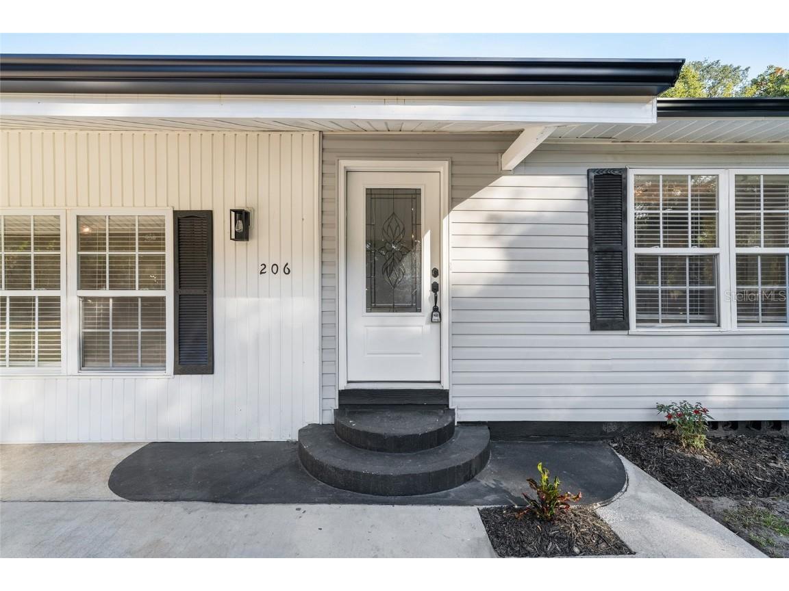 206 N Truett Street Leesburg FL 34748 G5104826 image4