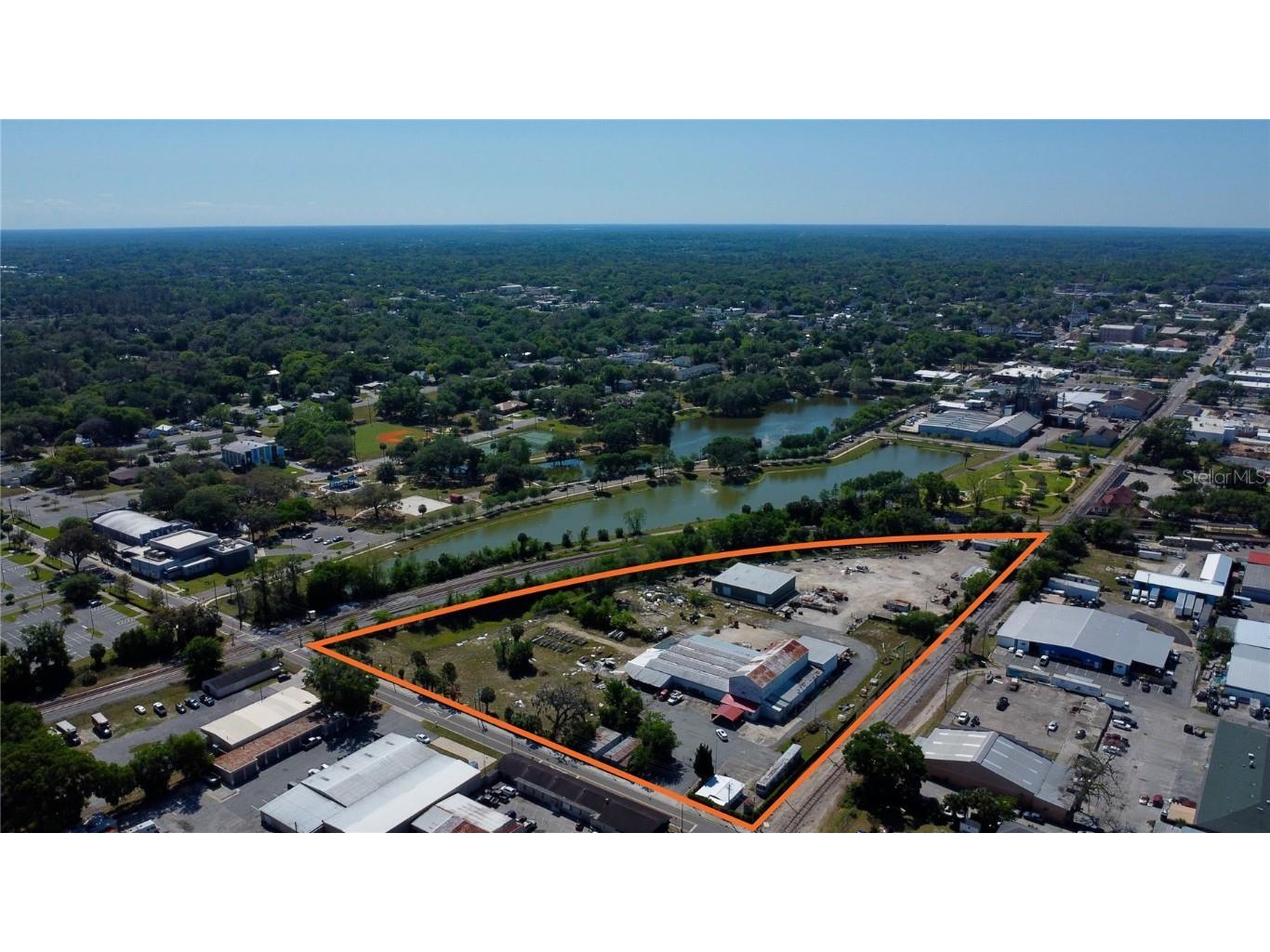 206 NE 9th Street Ocala FL 34470 OM708163 image1