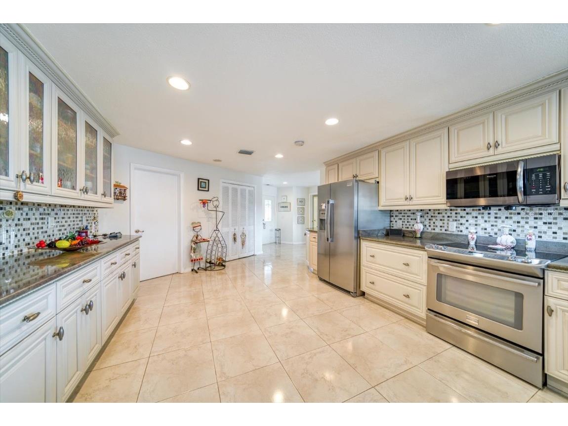 206 Poinciana Lane Largo FL 33770 TB8450728 image11