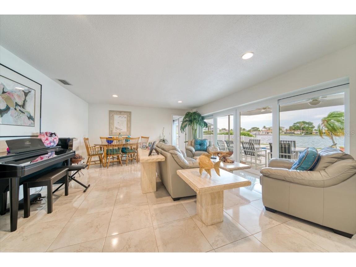 206 Poinciana Lane Largo FL 33770 TB8450728 image8