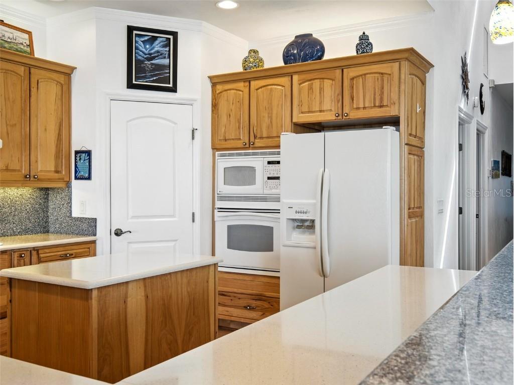 206 S Riverside Drive Edgewater FL 32132 - INDIAN RIVER INTRACOASTAL NS1085196 image21