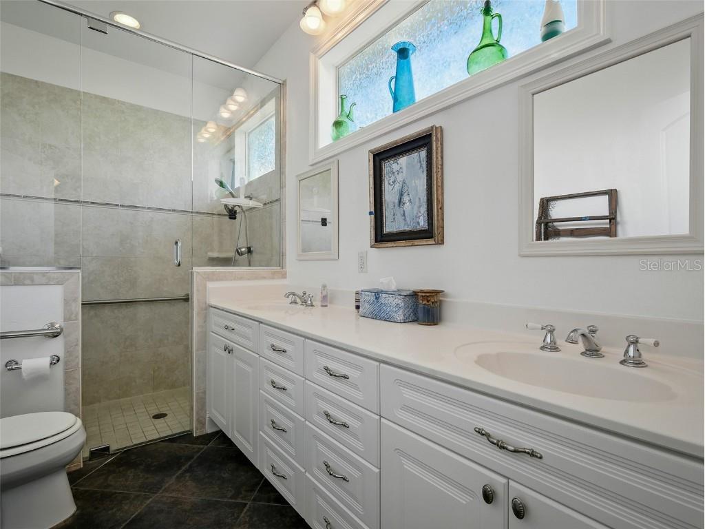 206 S Riverside Drive Edgewater FL 32132 - INDIAN RIVER INTRACOASTAL NS1085196 image32