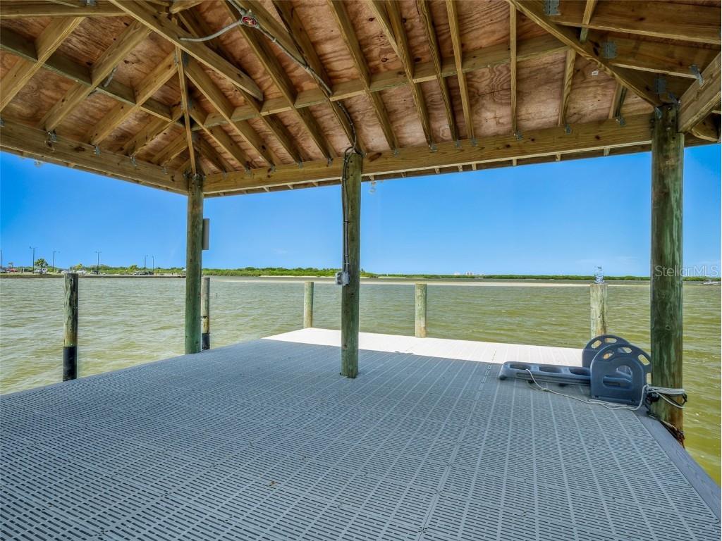 206 S Riverside Drive Edgewater FL 32132 - INDIAN RIVER INTRACOASTAL NS1085196 image4