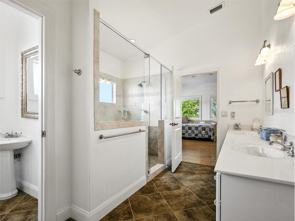 206 S Riverside Drive Edgewater FL 32132 - INDIAN RIVER INTRACOASTAL NS1085196 image40