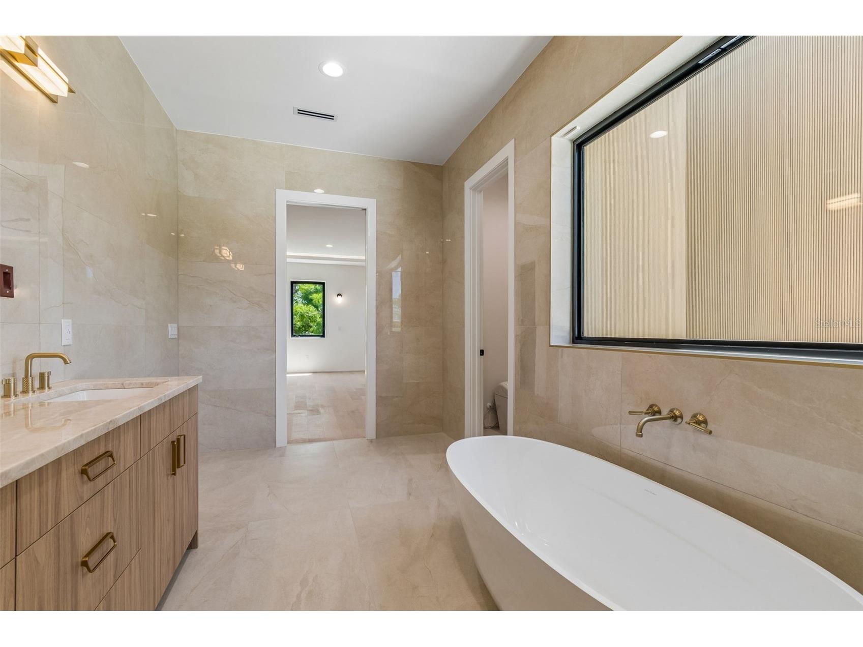 206 S Treasure Drive Tampa FL 33609 TB8506277 image46