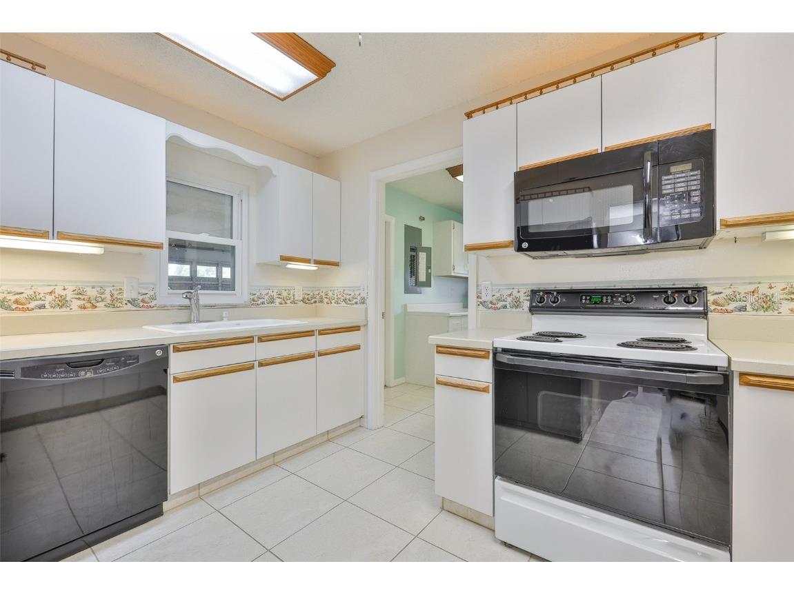 206 Sola Lane Sun City Center FL 33573 TB8434317 image15