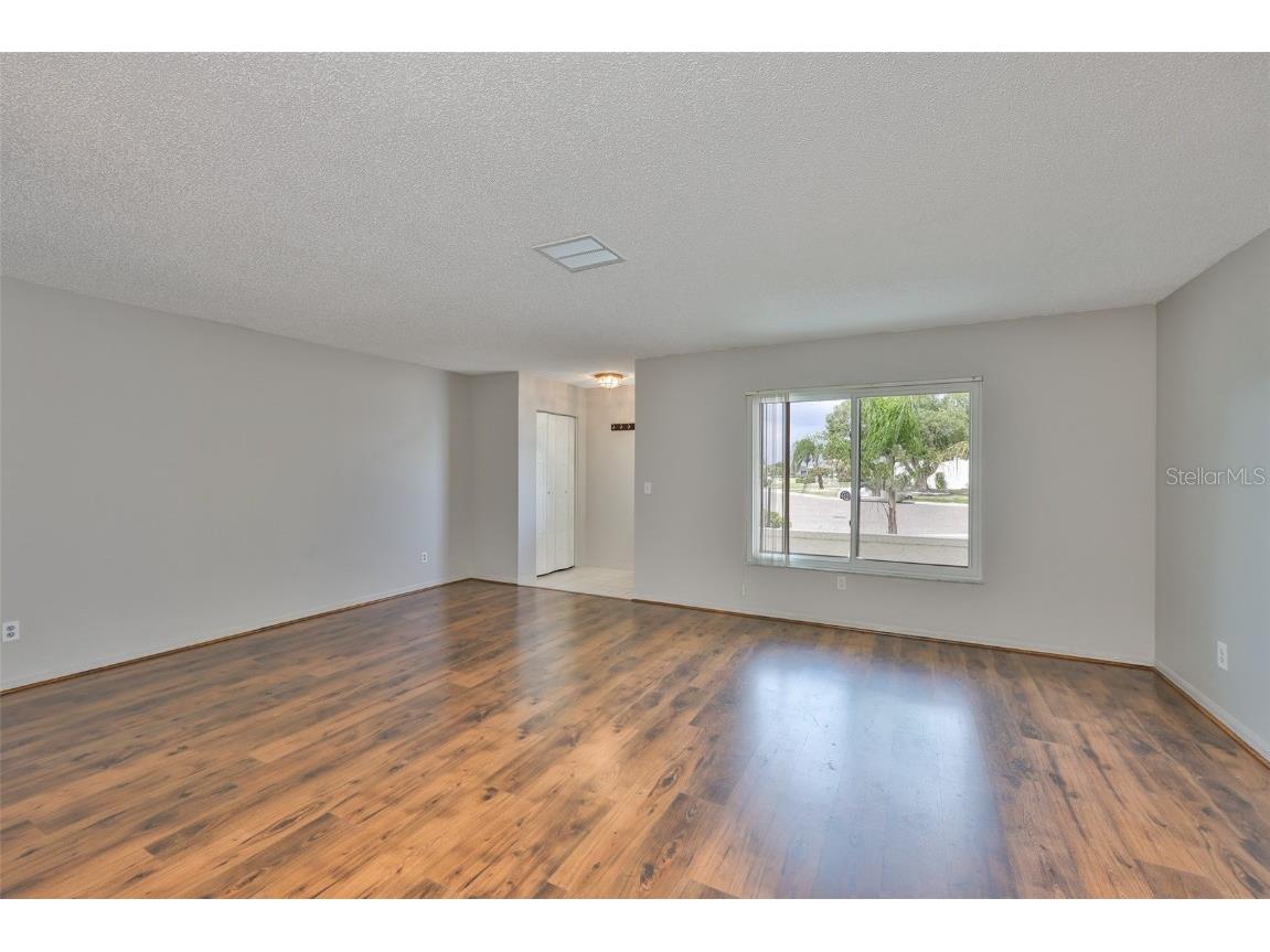 206 Sola Lane Sun City Center FL 33573 TB8434317 image6