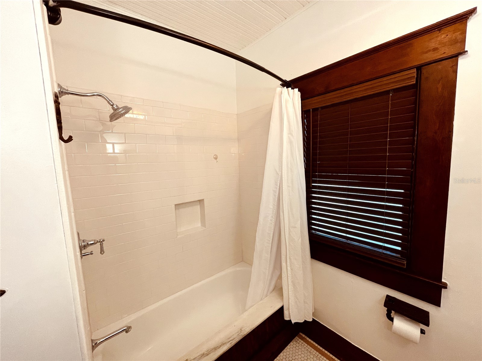 206 W Haya Street Tampa FL 33603 A4685458 image10