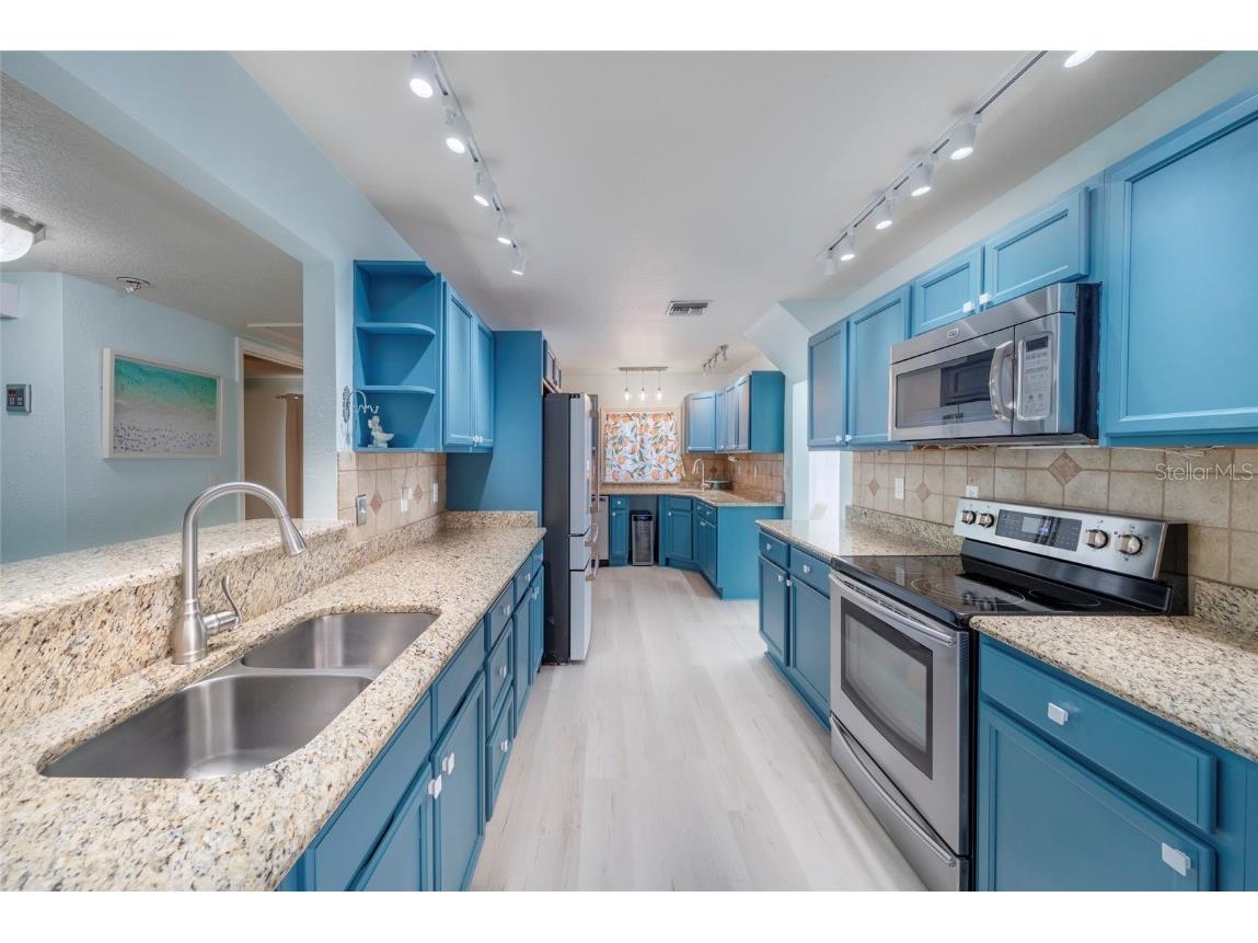 206 W Silverton Street Minneola FL 34715 TB8445559 image6