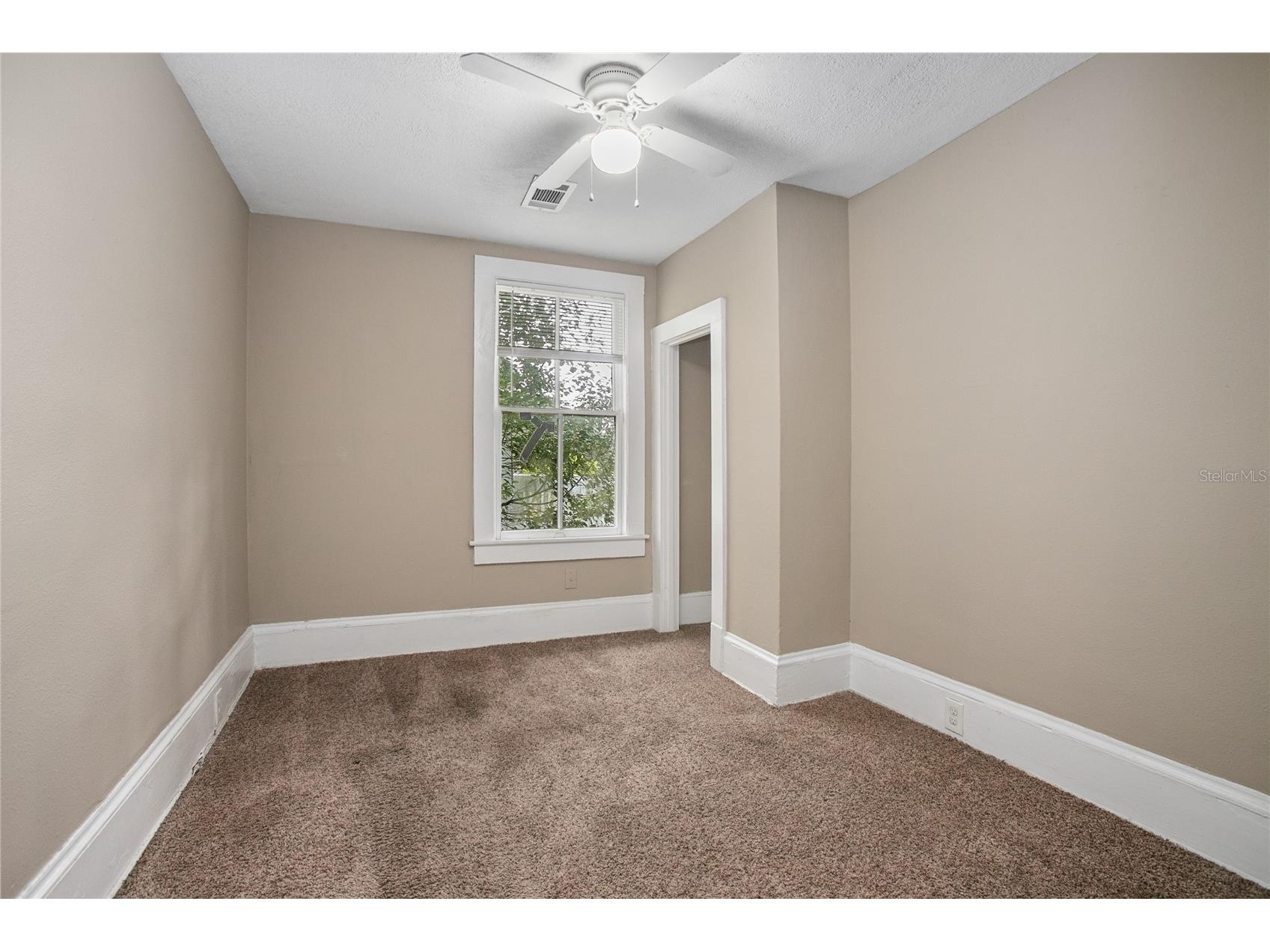 206 W Wisconsin Avenue Deland FL 32720 V4946669 image38