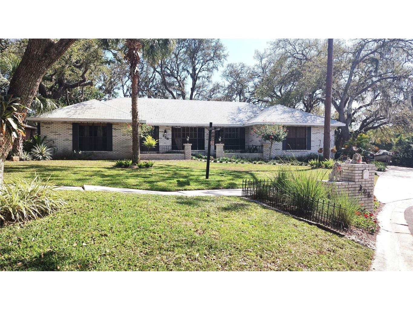 206 Wild Oak Drive Brandon FL 33511 T3440362 image1