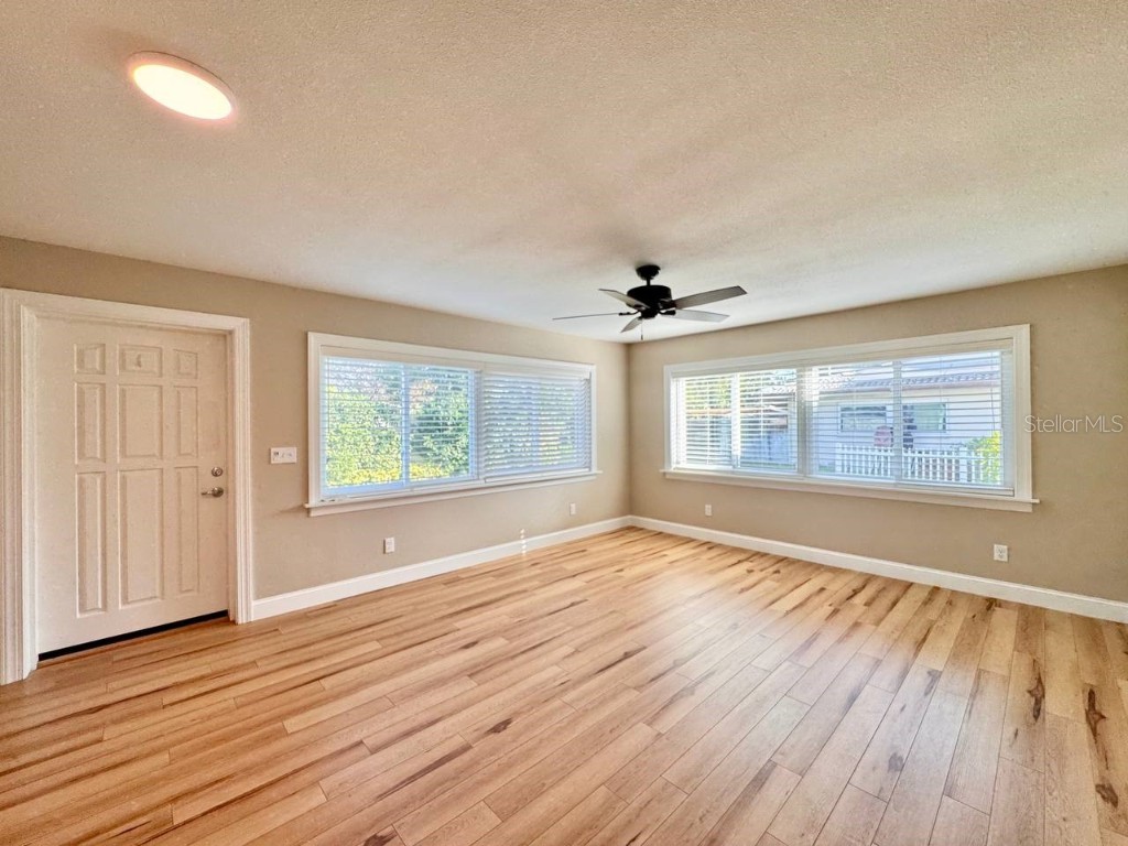 2060 Attache Court Clearwater FL 33764 TB8454117 image27