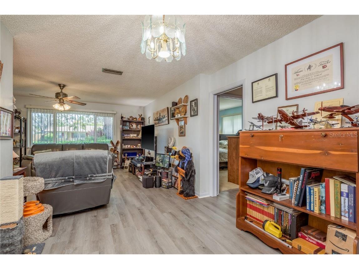 2060 Butternut Circle W Clearwater FL 33763 TB8434519 image11