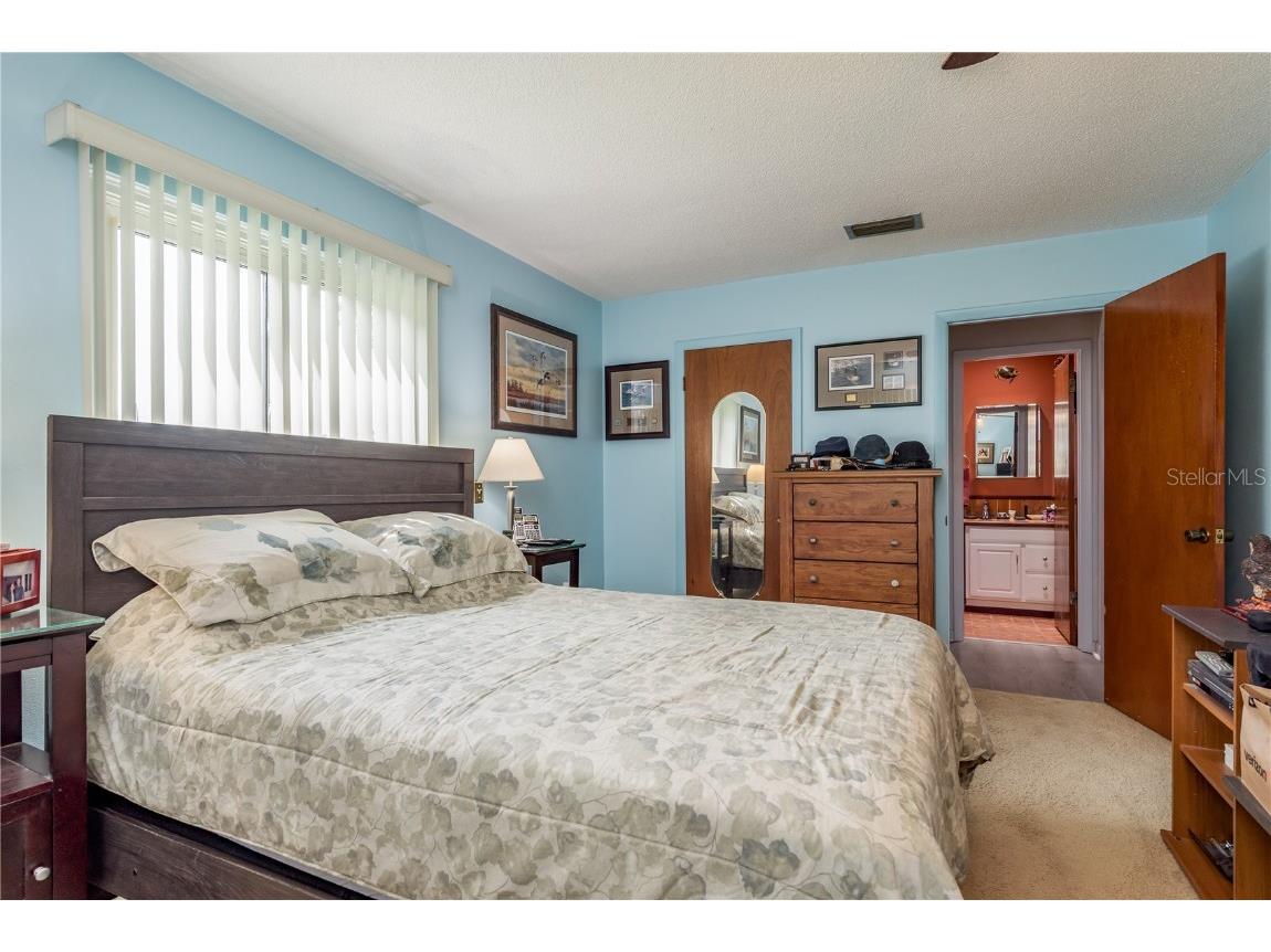 2060 Butternut Circle W Clearwater FL 33763 TB8434519 image20