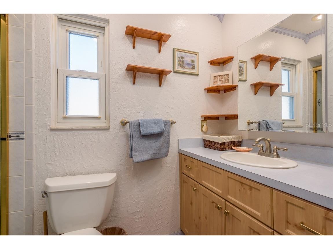 2060 Butternut Circle W Clearwater FL 33763 TB8434519 image25