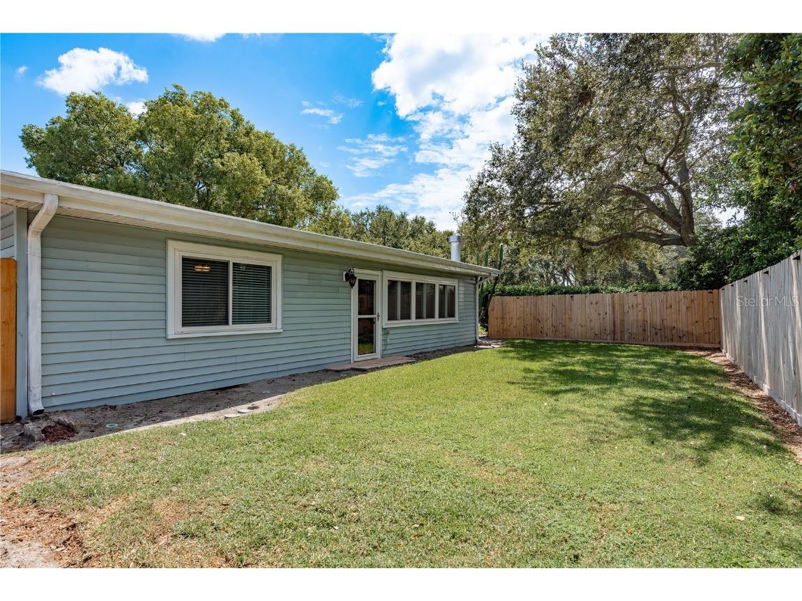 2060 Butternut Circle W Clearwater FL 33763 TB8434519 image29