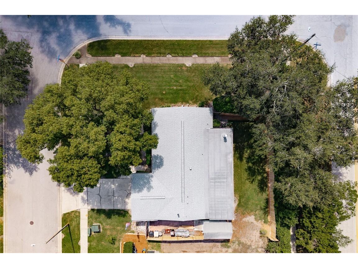 2060 Butternut Circle W Clearwater FL 33763 TB8434519 image34