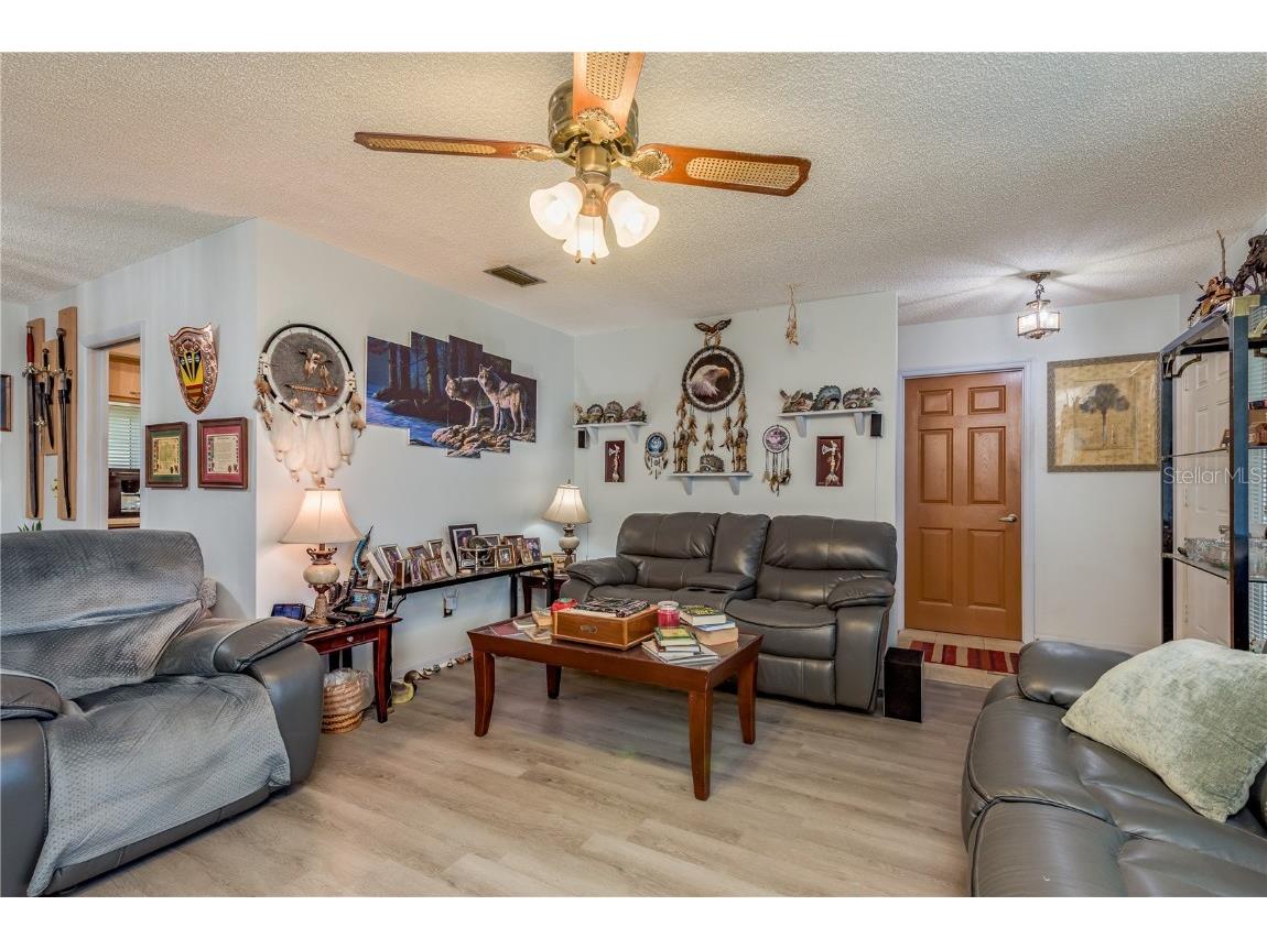 2060 Butternut Circle W Clearwater FL 33763 TB8434519 image8