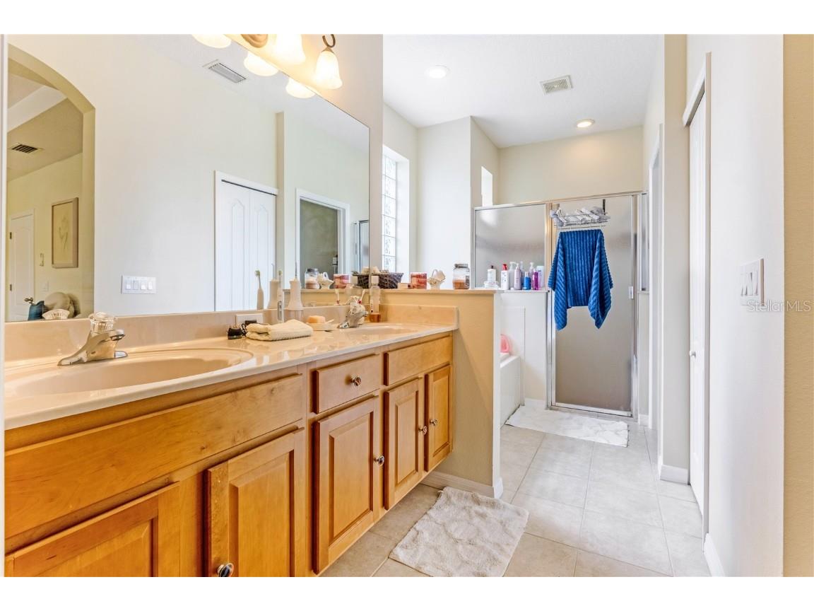 2060 Doyle Road Deltona FL 32738 V4945344 image16