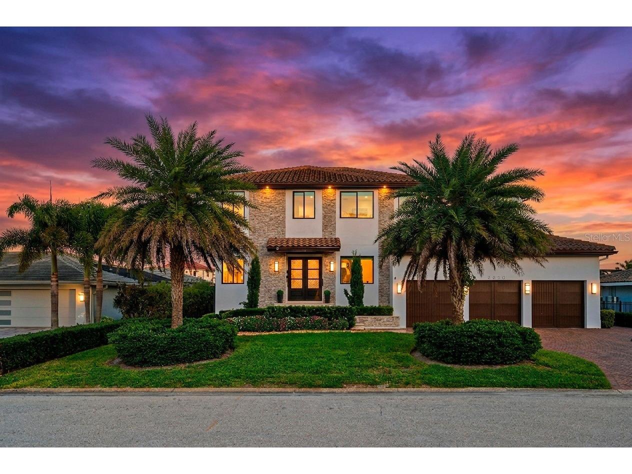 2060 Illinois Avenue NE Saint Petersburg FL 33703 - TAMPA BAY R4910850 image1