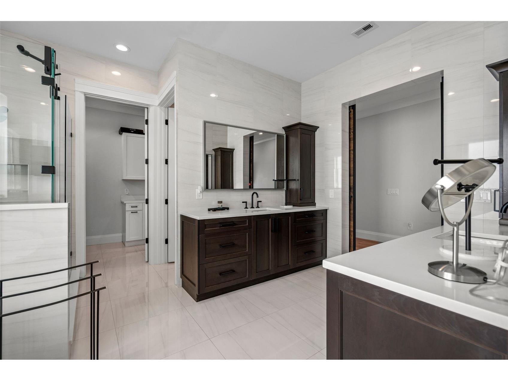 2060 Illinois Avenue NE Saint Petersburg FL 33703 - TAMPA BAY R4910850 image44