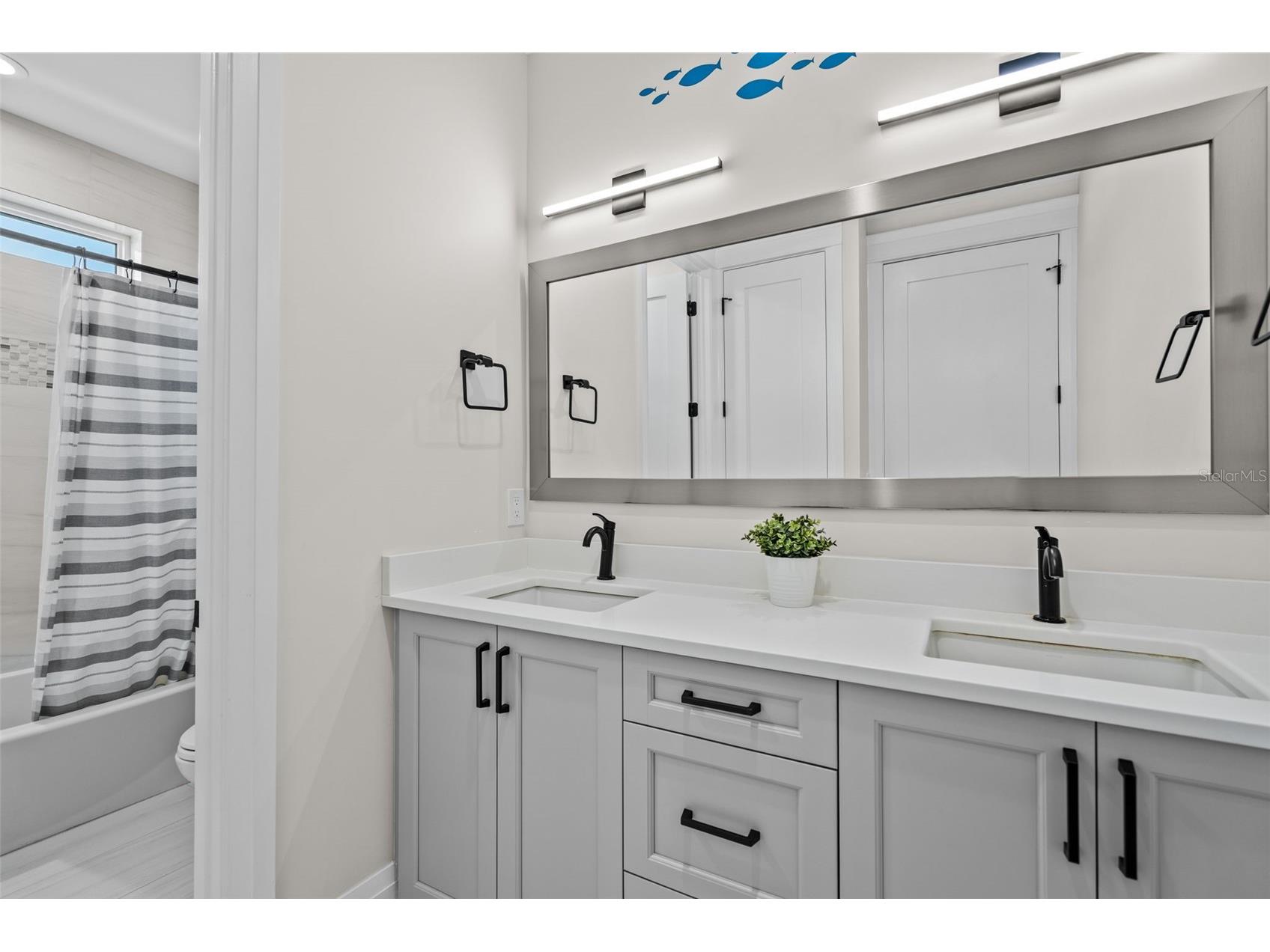 2060 Illinois Avenue NE Saint Petersburg FL 33703 - TAMPA BAY R4910850 image81