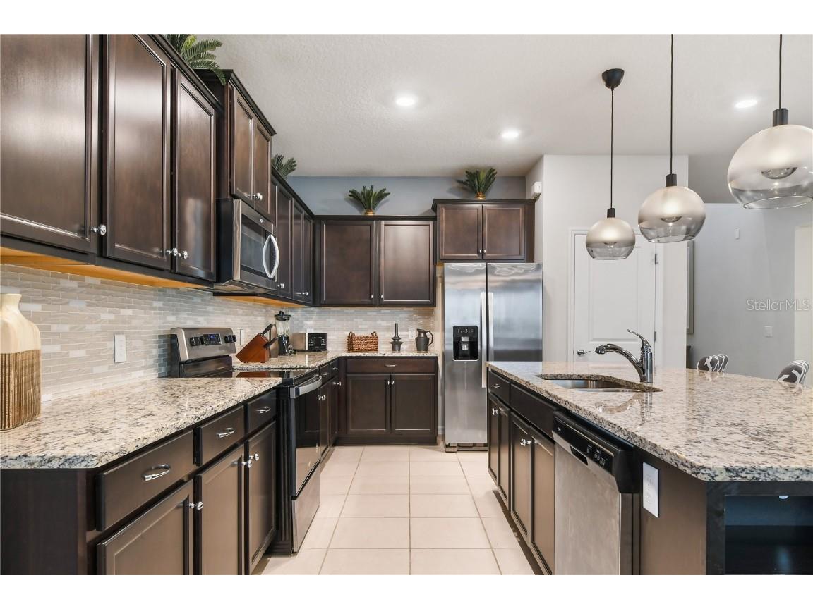 2060 Lelani Cir Davenport FL 33897 O6343855 image8