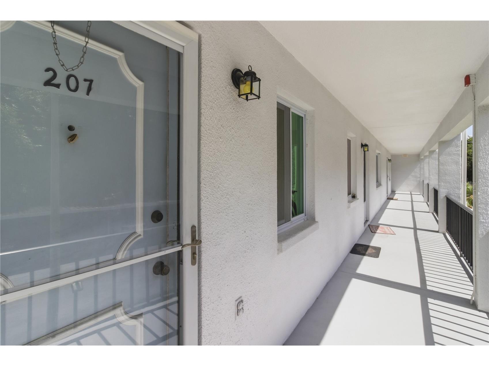 2060 Marilyn Street #207 Clearwater FL 33765 A4695076 image1