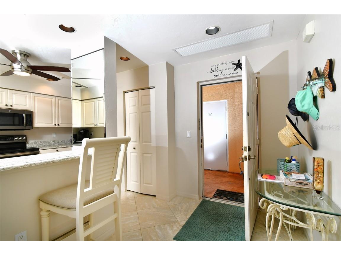 2060 Matecumbe Key Road #2102 Punta Gorda FL 33955 C7508871 image4