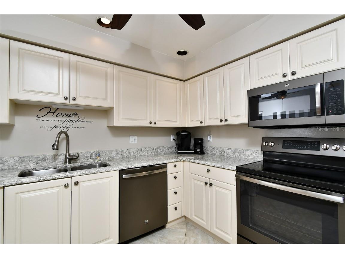 2060 Matecumbe Key Road #2102 Punta Gorda FL 33955 C7508871 image7