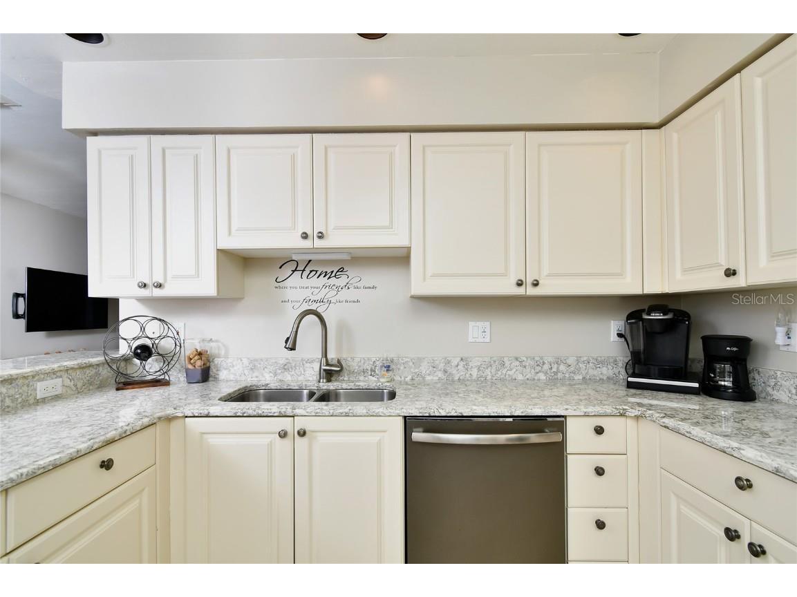 2060 Matecumbe Key Road #2102 Punta Gorda FL 33955 C7508871 image8