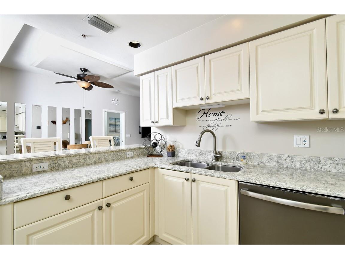 2060 Matecumbe Key Road #2102 Punta Gorda FL 33955 C7508871 image9