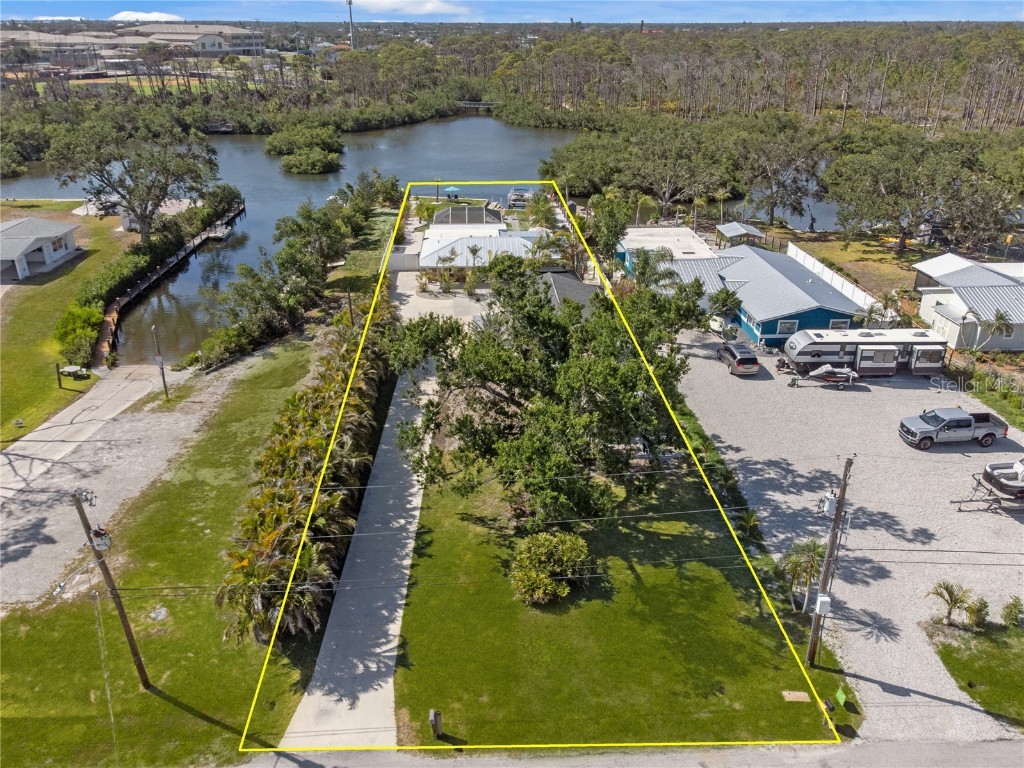 2060 Oyster Creek Drive Englewood FL 34224 - OYSTER CREEK WATERWAY D6142374 image2