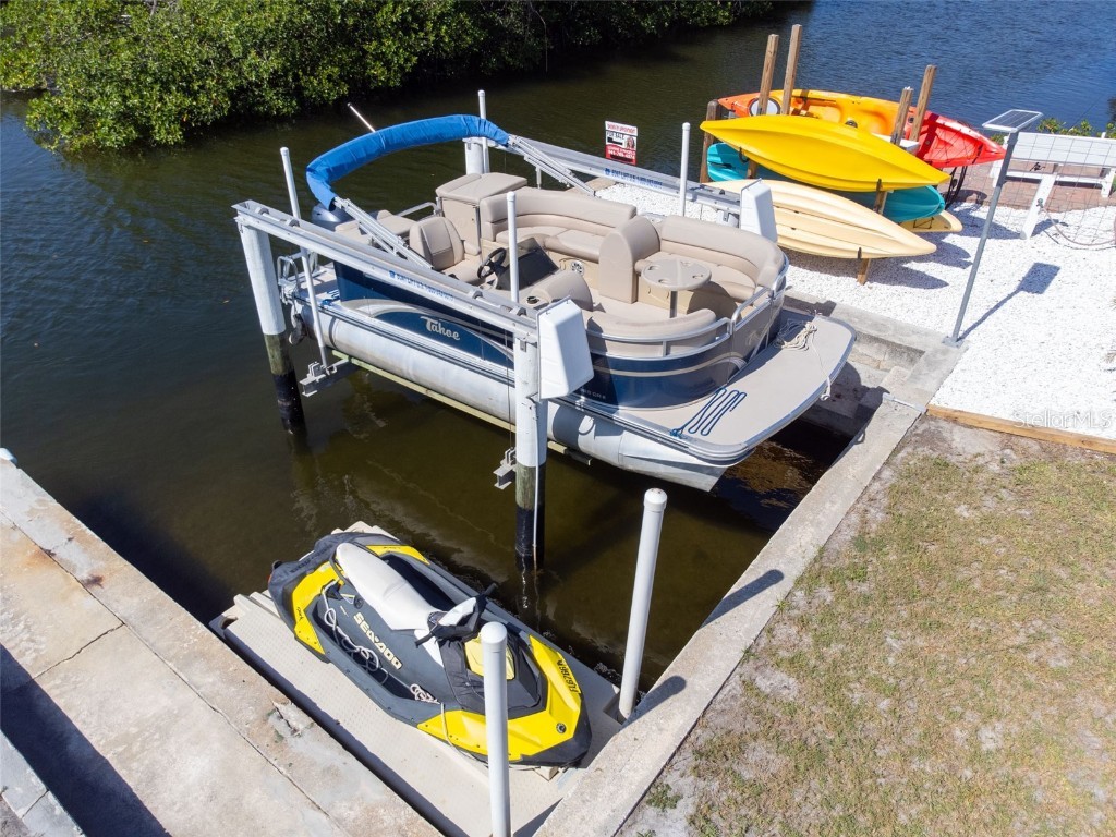 2060 Oyster Creek Drive Englewood FL 34224 - OYSTER CREEK WATERWAY D6142374 image60