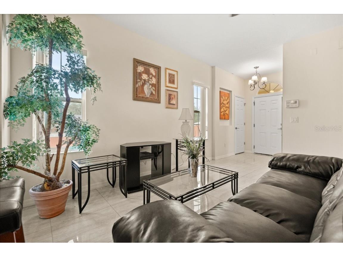 2060 Royal Vista Court Orlando FL 32817 O6342648 image3