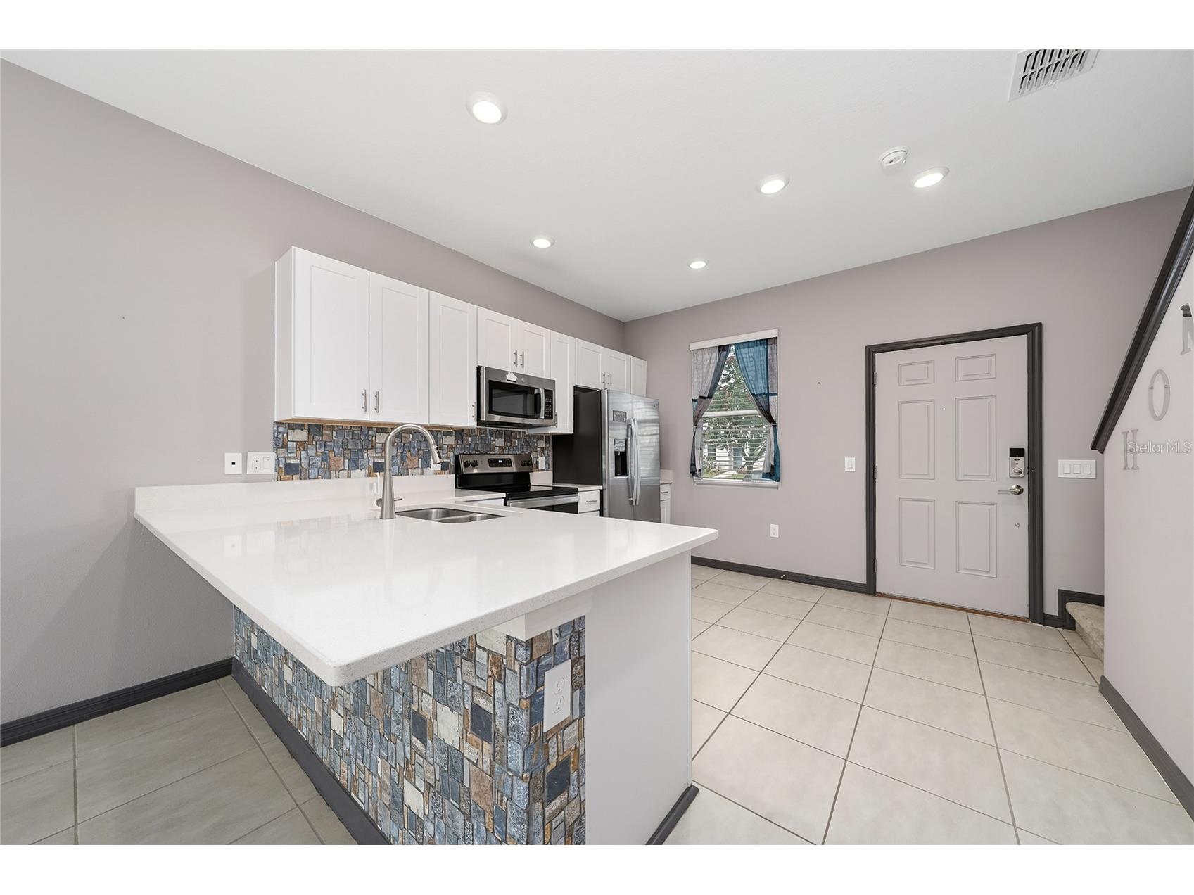 2060 Viewfinder Street Kissimmee FL 34758 S5150191 image11