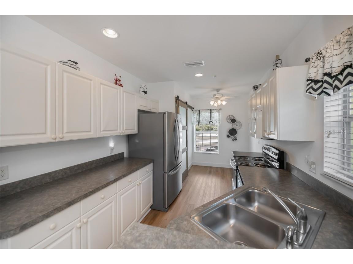 2060 Willow Hammock Circle #201 Punta Gorda FL 33983 C7518061 image3