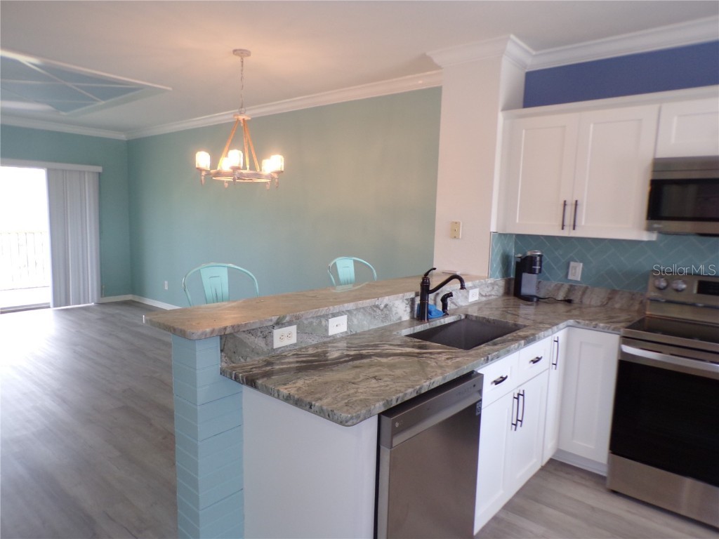 2060 Willow Hammock Circle #302 Punta Gorda FL 33983 C7517688 image3