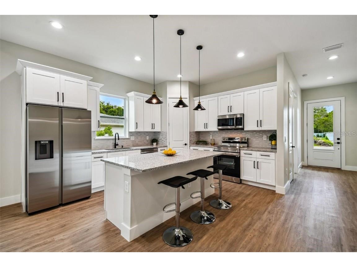 2061 19th Avenue SW Largo FL 33774 O6357672 image7