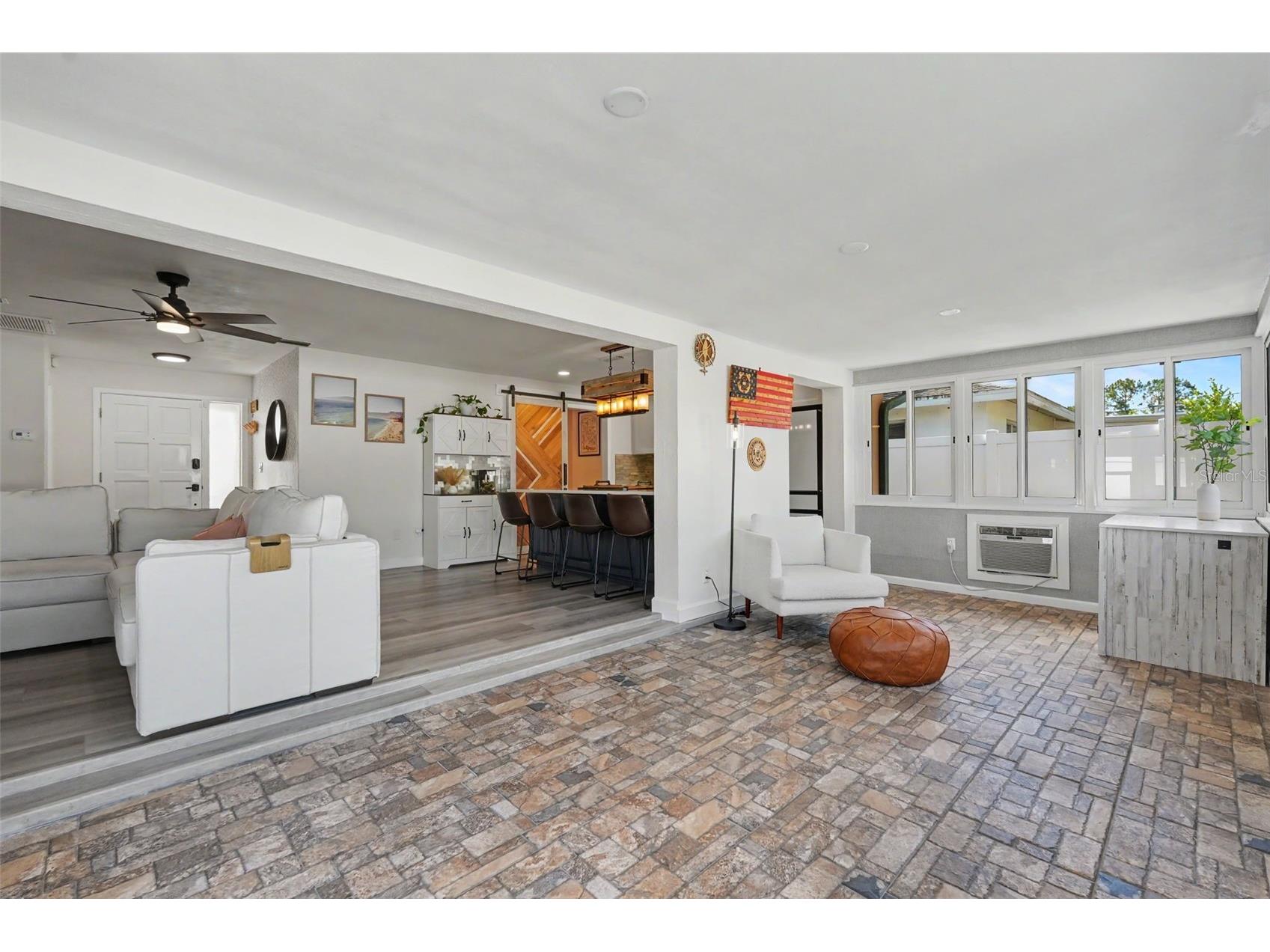 2061 Fair Oak Drive Clearwater FL 33763 TB8522318 image19