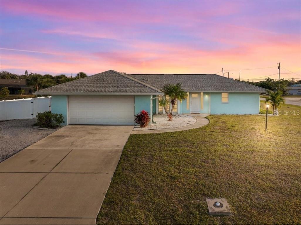 2061 Illinois Avenue Englewood FL 34224 D6145274 image1