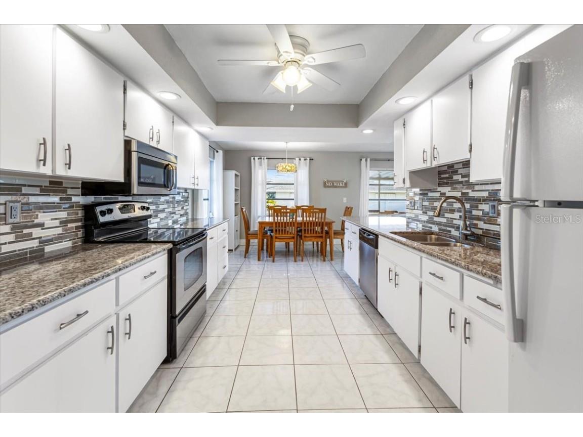 2061 Illinois Avenue Englewood FL 34224 D6145274 image13