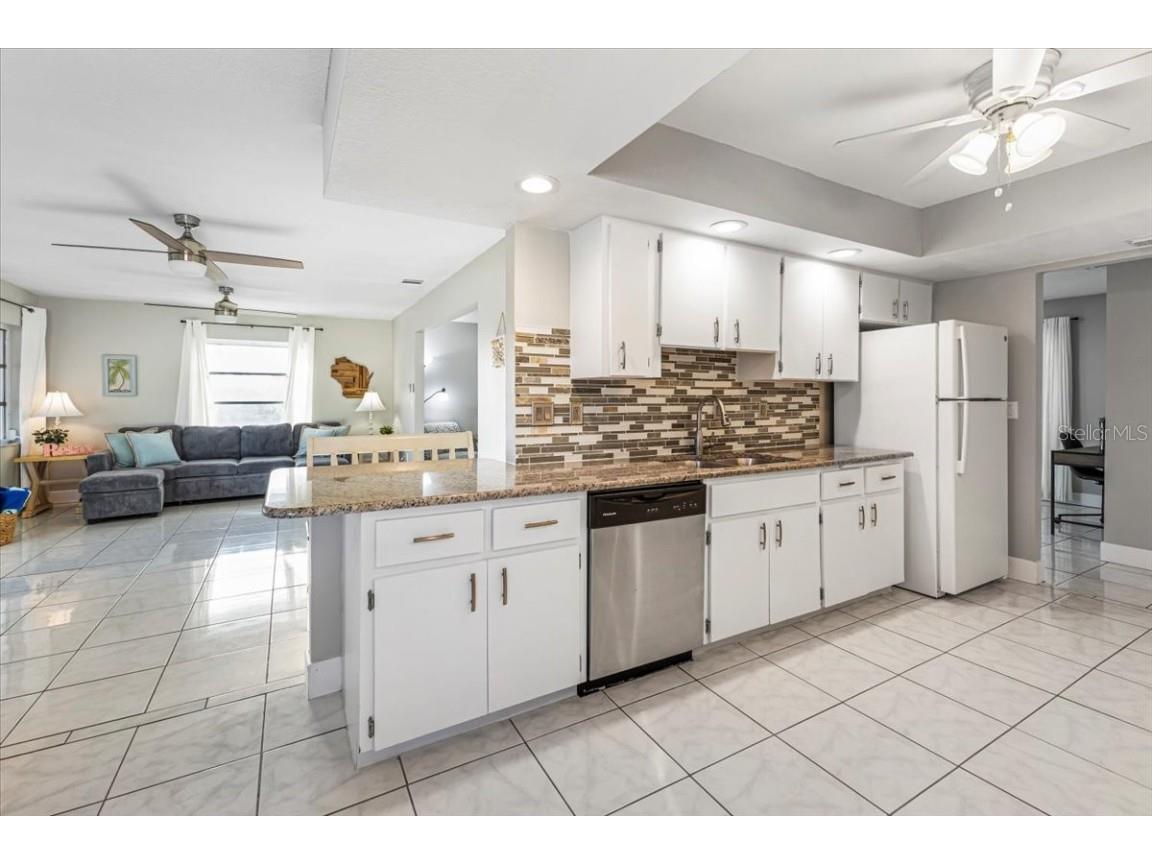 2061 Illinois Avenue Englewood FL 34224 D6145274 image15